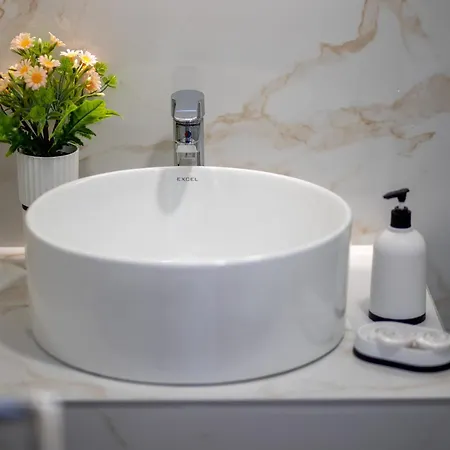 Room12 Ставрос