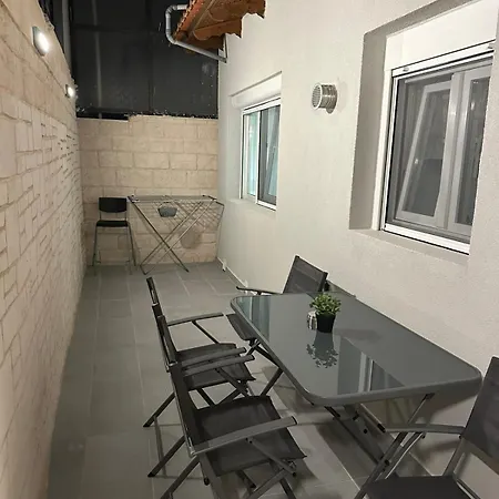 Room12 *